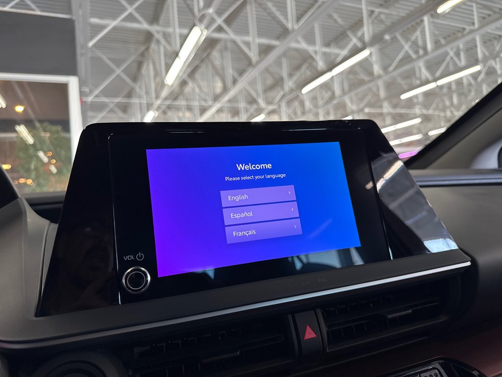 2023 Toyota Prius Prime SE in Saint-Jean-Sur-Richelieu, Quebec - 19 - w1024h768px