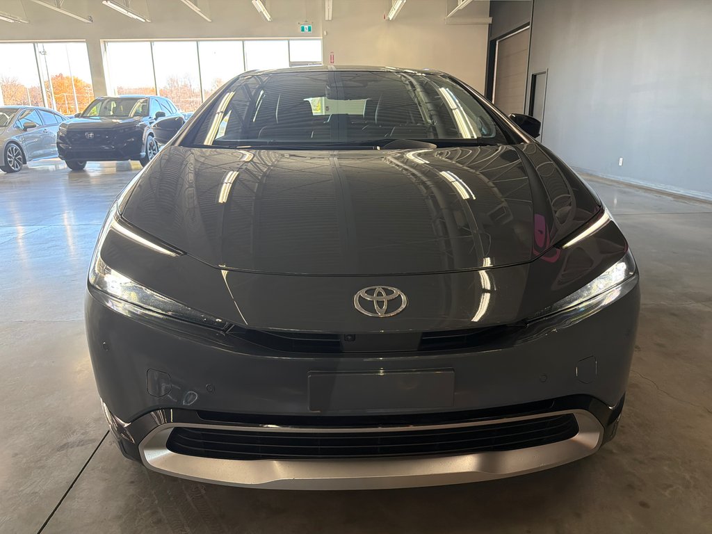 2024 Toyota Prius Prime XSE PREMIUM in Saint-Jean-Sur-Richelieu, Quebec - 3 - w1024h768px