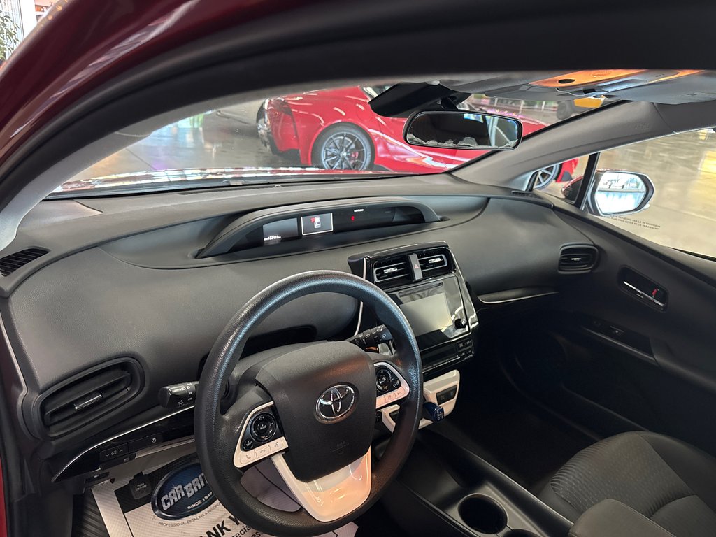 Toyota Prius  2016 à Saint-Jean-Sur-Richelieu, Québec - 11 - w1024h768px