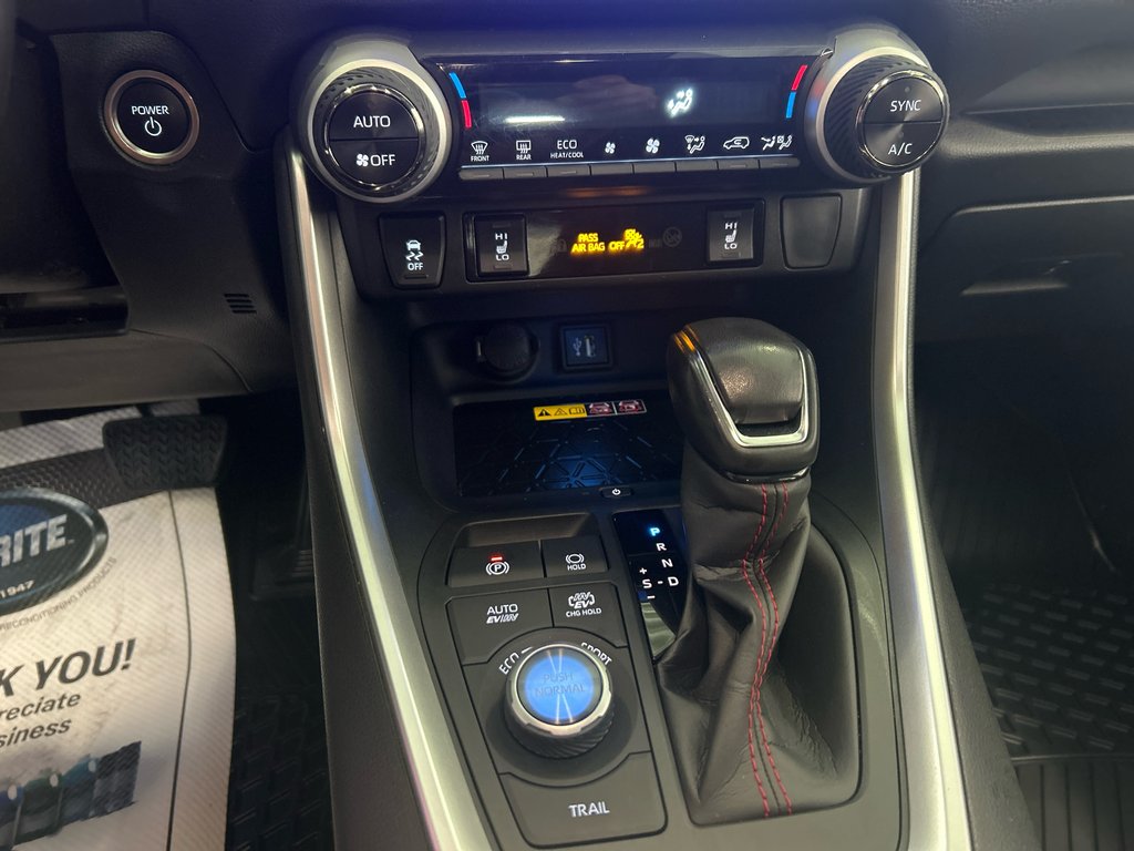2023 Toyota RAV4 Prime XSE in Saint-Jean-Sur-Richelieu, Quebec - 18 - w1024h768px