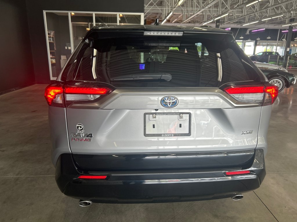 2023 Toyota RAV4 Prime XSE in Saint-Jean-Sur-Richelieu, Quebec - 8 - w1024h768px