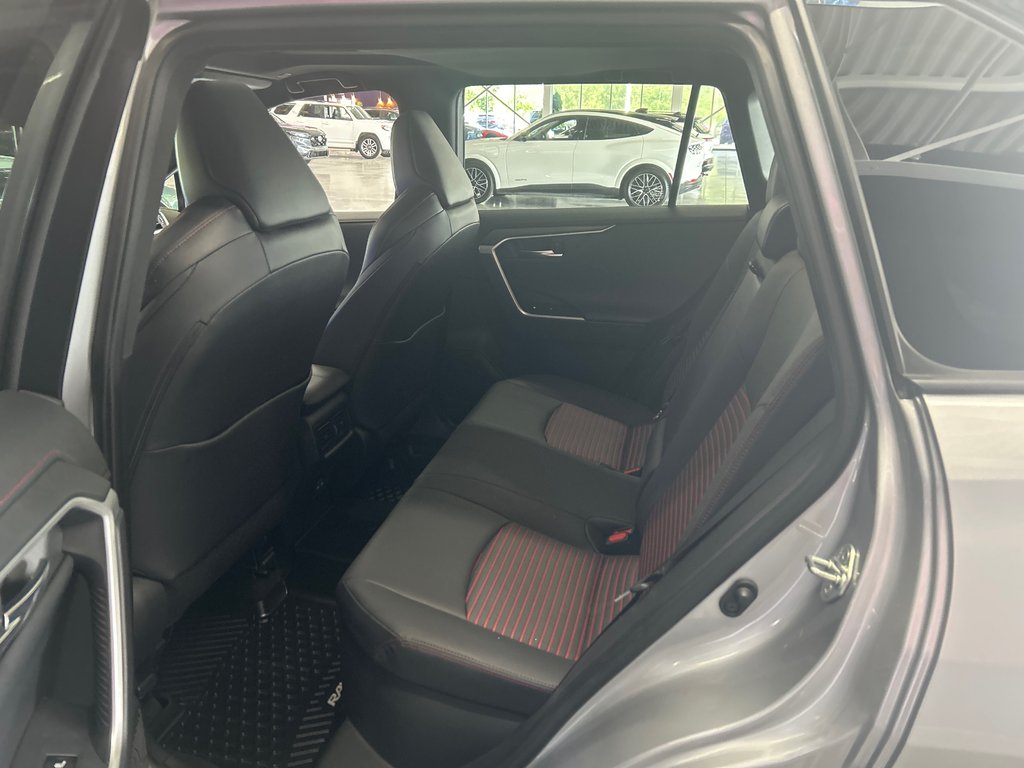 2023 Toyota RAV4 Prime XSE in Saint-Jean-Sur-Richelieu, Quebec - 20 - w1024h768px