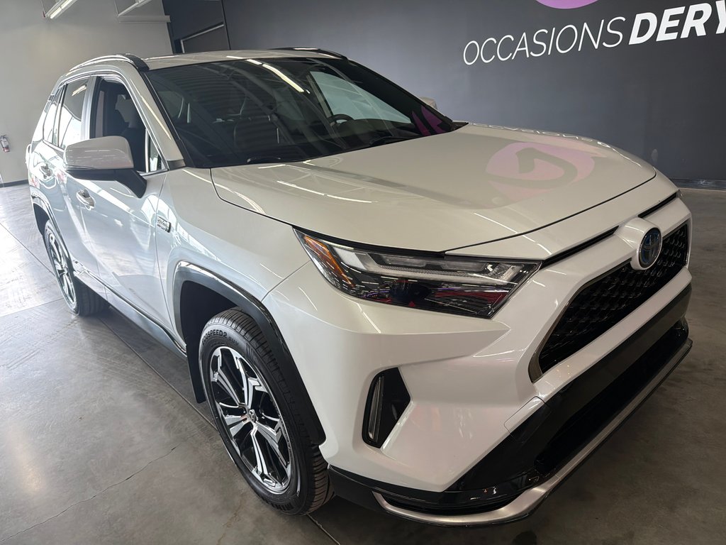 2023 Toyota RAV4 Prime XSE in Saint-Jean-Sur-Richelieu, Quebec - 2 - w1024h768px