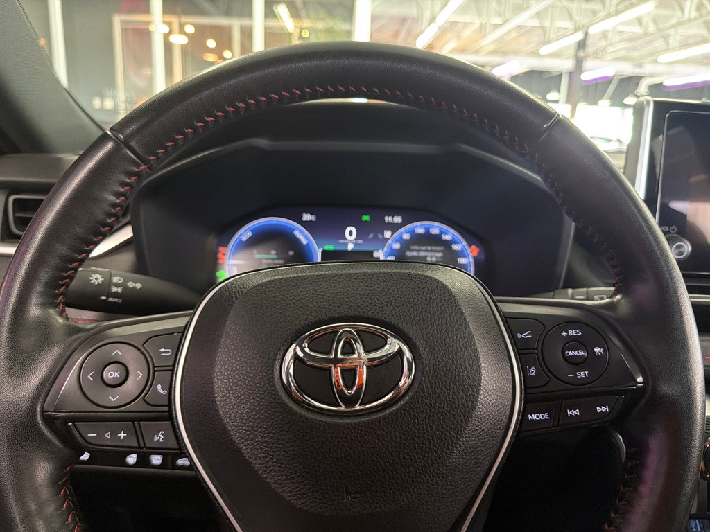 2023 Toyota RAV4 Prime XSE in Saint-Jean-Sur-Richelieu, Quebec - 19 - w1024h768px