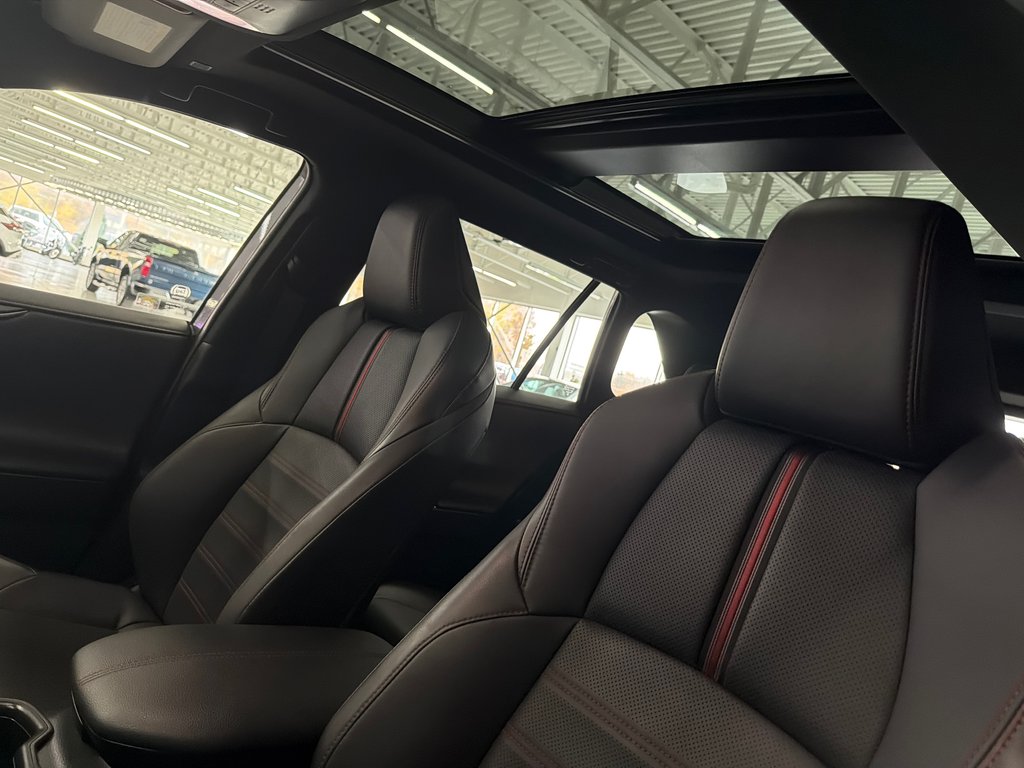 2023 Toyota RAV4 Prime XSE ENSEMBLE TECHNOLOGIE in Saint-Jean-Sur-Richelieu, Quebec - 13 - w1024h768px