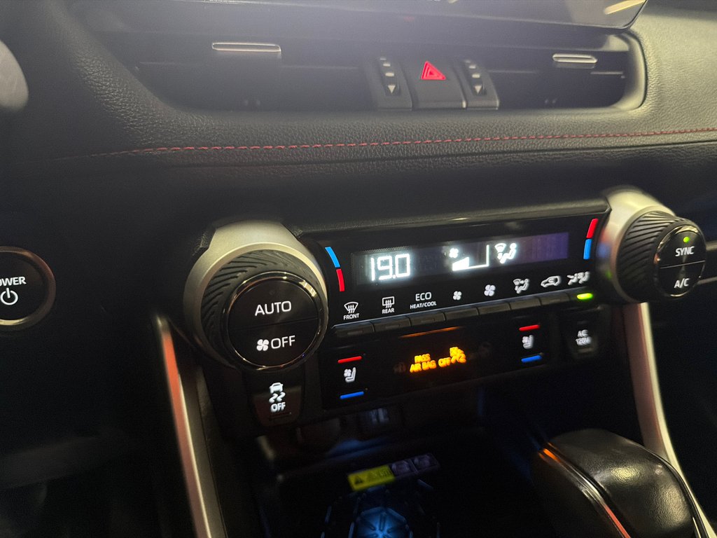 2023 Toyota RAV4 Prime XSE ENSEMBLE TECHNOLOGIE in Saint-Jean-Sur-Richelieu, Quebec - 19 - w1024h768px