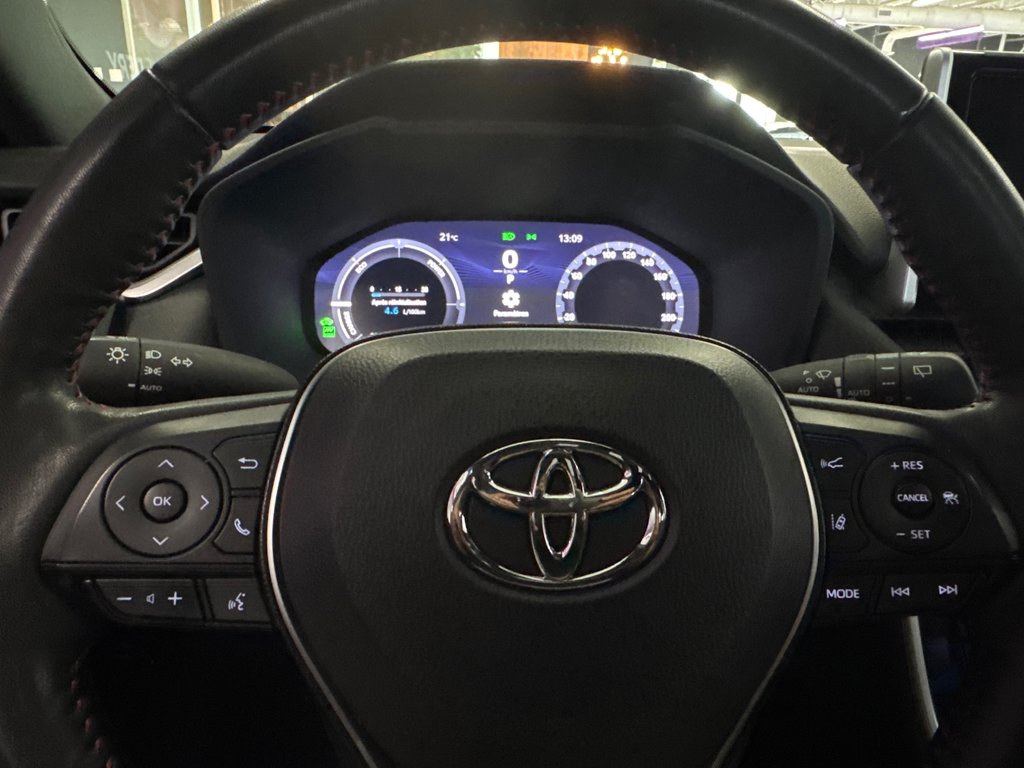 Toyota RAV4 Prime XSE 2024 à Saint-Jean-Sur-Richelieu, Québec - 16 - w1024h768px