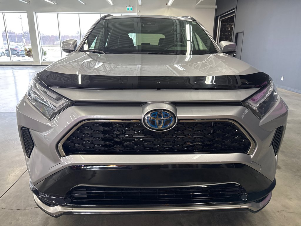 2024 Toyota RAV4 Prime SE in Saint-Jean-Sur-Richelieu, Quebec - 3 - w1024h768px