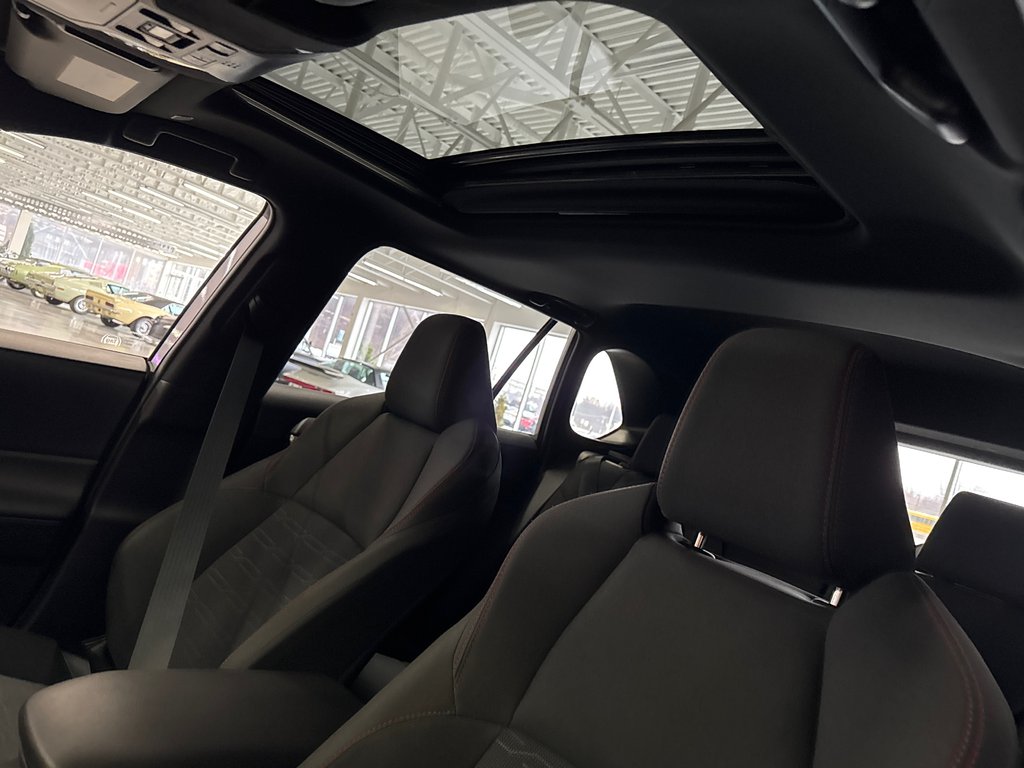 2024 Toyota RAV4 Prime SE in Saint-Jean-Sur-Richelieu, Quebec - 15 - w1024h768px