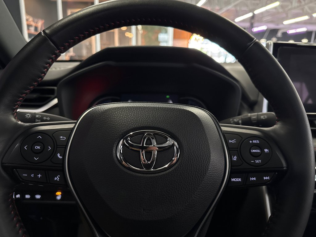 2024 Toyota RAV4 Prime SE in Saint-Jean-Sur-Richelieu, Quebec - 21 - w1024h768px