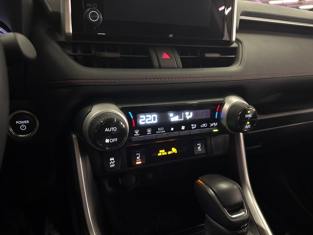 Toyota RAV4 Prime SE 2024 à Saint-Jean-Sur-Richelieu, Québec - 19 - w1024h768px