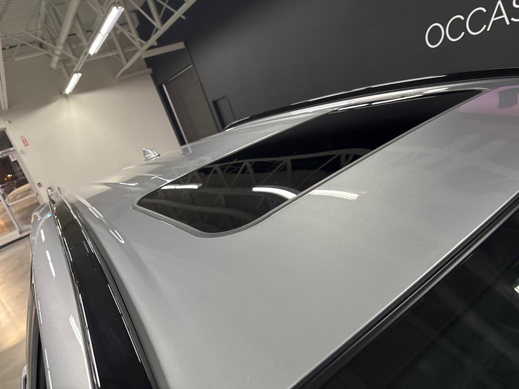 Toyota RAV4 Prime SE 2024 à Saint-Jean-Sur-Richelieu, Québec - 5 - w1024h768px