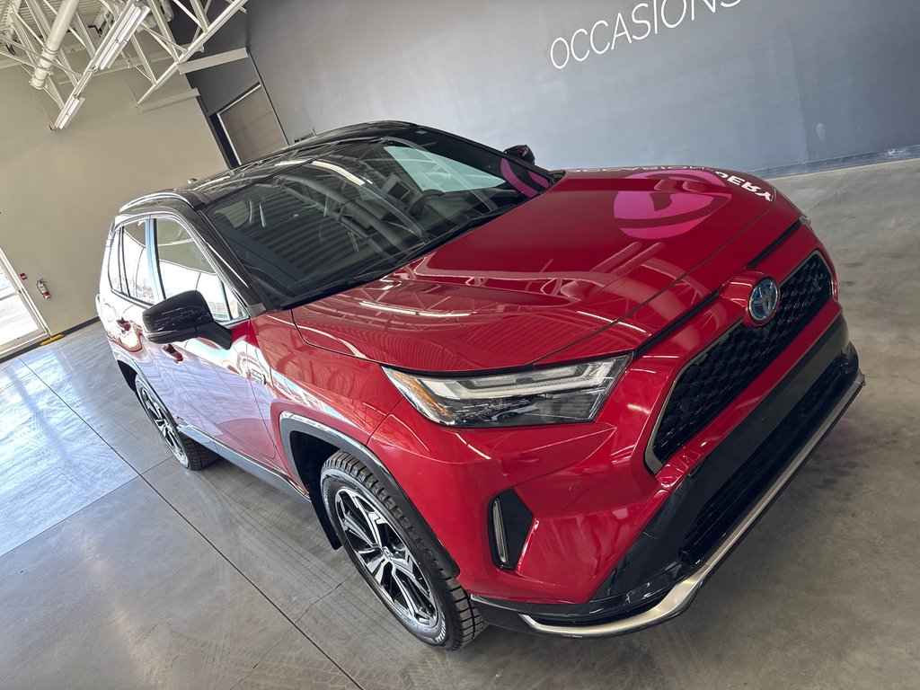 2024 Toyota RAV4 Prime XSE ENSEMBLE TECHNOLOGIE in Saint-Jean-Sur-Richelieu, Quebec - 2 - w1024h768px