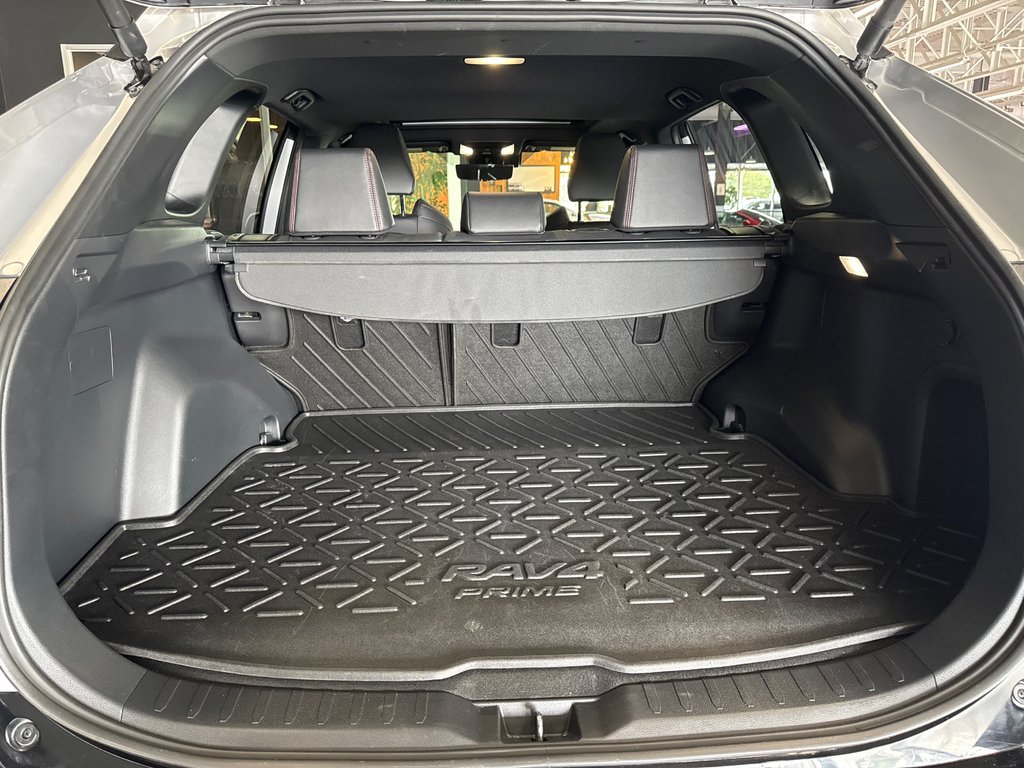 2024 Toyota RAV4 Prime XSE in Saint-Jean-Sur-Richelieu, Quebec - 10 - w1024h768px