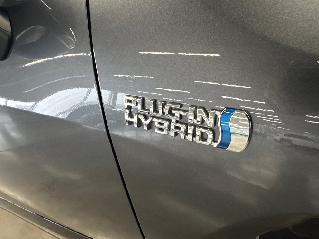 Toyota RAV4 Prime XSE 2024 à Saint-Jean-Sur-Richelieu, Québec - 6 - w1024h768px