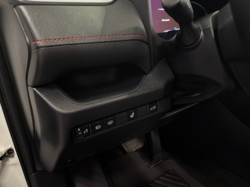 Toyota RAV4 Prime SE 2024 à Saint-Jean-Sur-Richelieu, Québec - 16 - w1024h768px