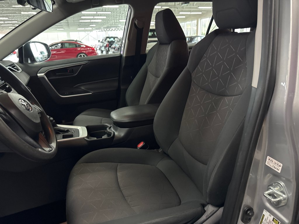Toyota RAV4 LE 2019 à Saint-Jean-Sur-Richelieu, Québec - 9 - w1024h768px