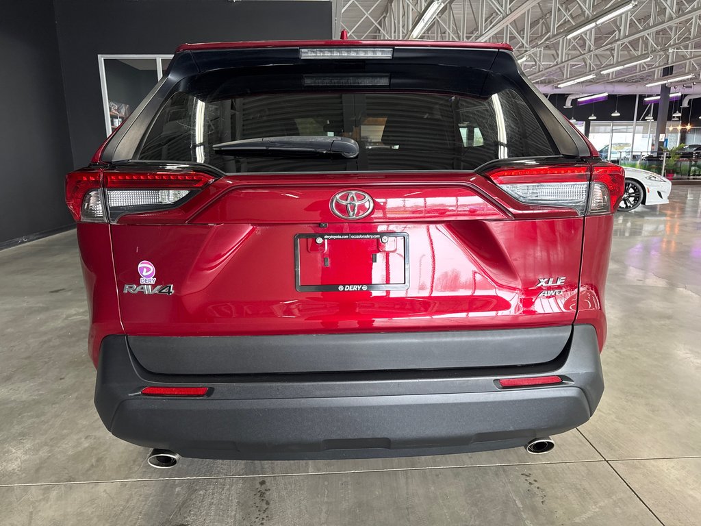 2020 Toyota RAV4 XLE PREMIUM in Saint-Jean-Sur-Richelieu, Quebec - 7 - w1024h768px