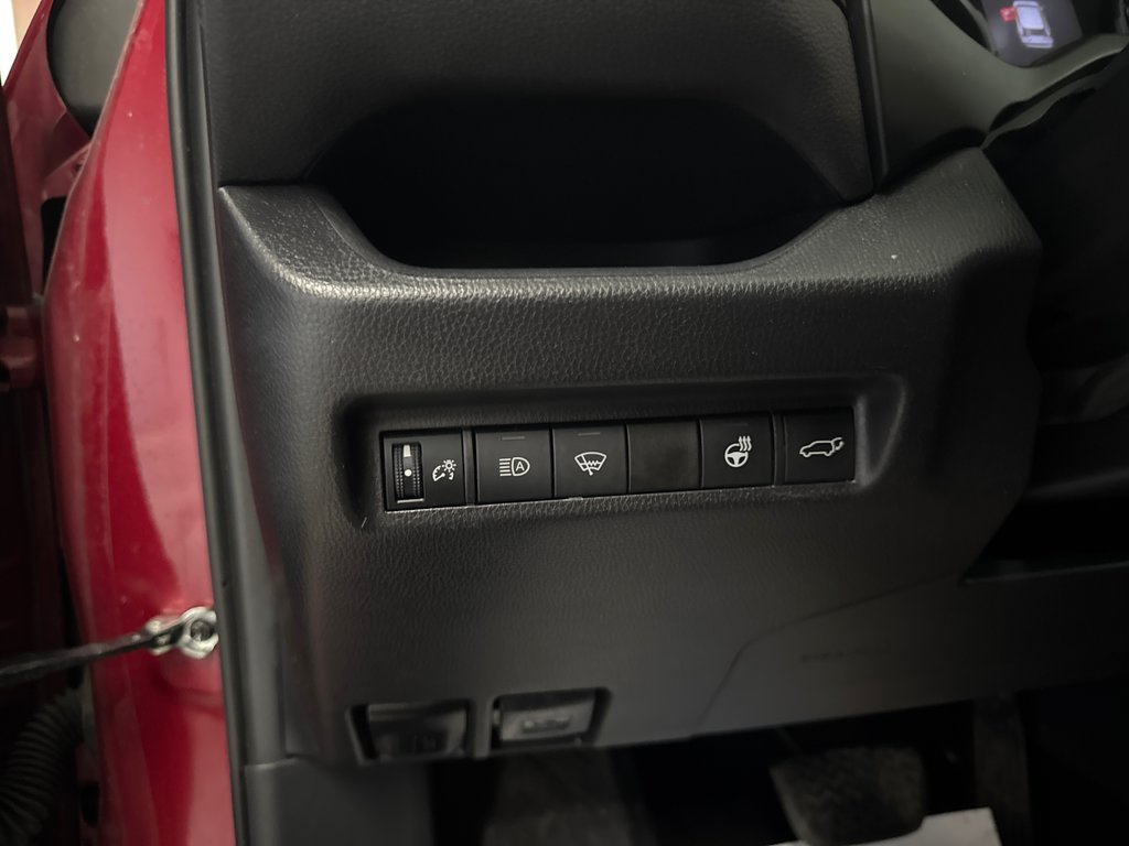 Toyota RAV4 XLE 2021 à Saint-Jean-Sur-Richelieu, Québec - 14 - w1024h768px