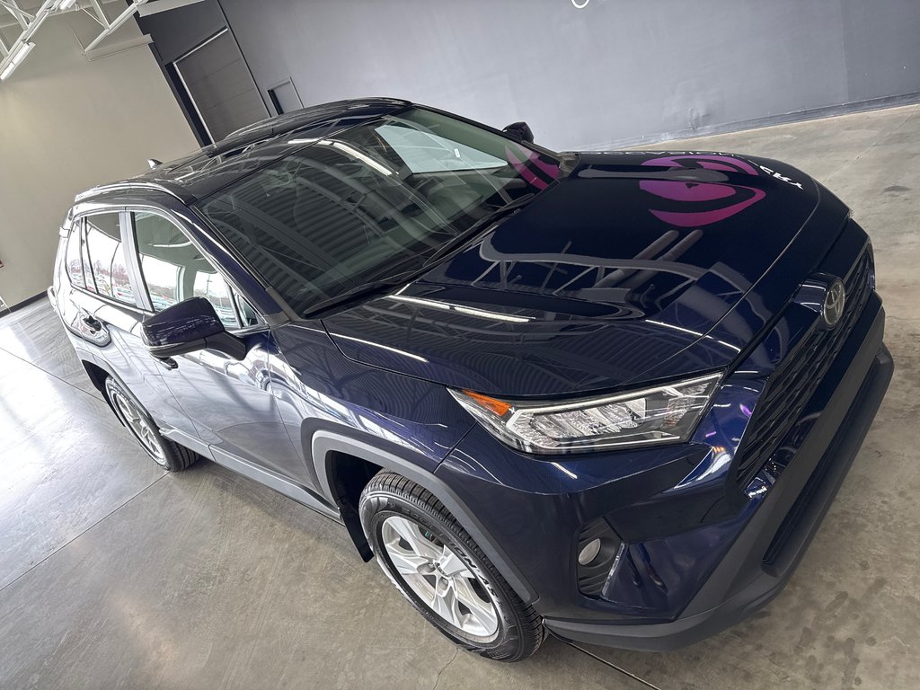 2021 Toyota RAV4 XLE in Saint-Jean-Sur-Richelieu, Quebec - 2 - w1024h768px