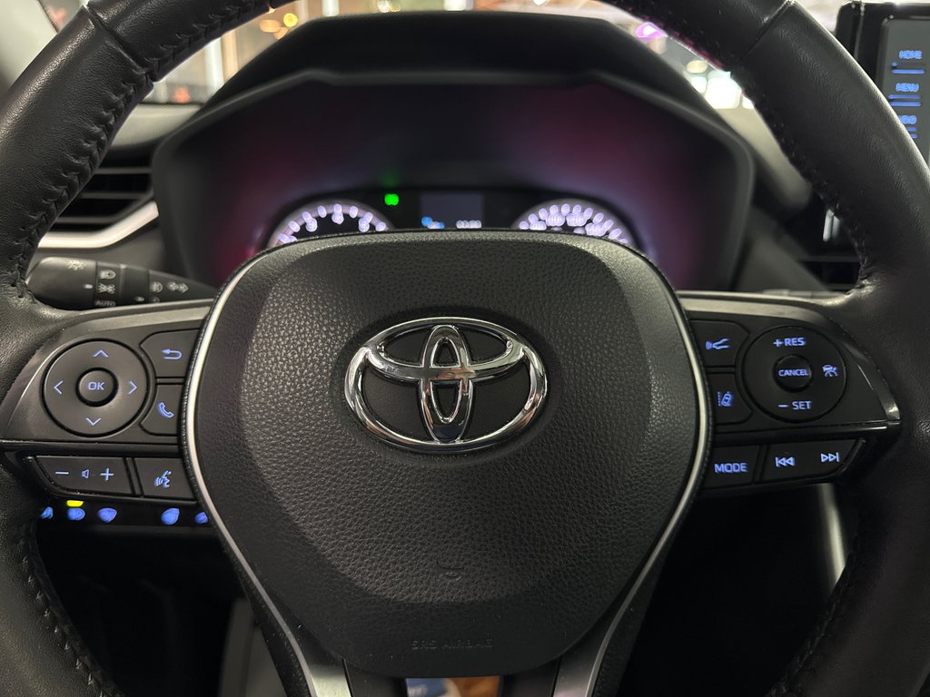 2021 Toyota RAV4 XLE in Saint-Jean-Sur-Richelieu, Quebec - 15 - w1024h768px
