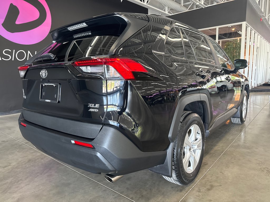 Toyota RAV4 XLE 2021 à Saint-Jean-Sur-Richelieu, Québec - 5 - w1024h768px