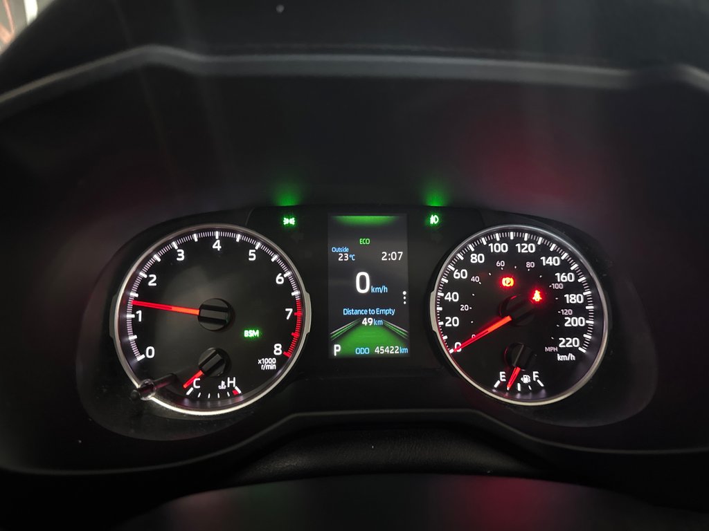 Toyota RAV4 XLE 2021 à Saint-Jean-Sur-Richelieu, Québec - 15 - w1024h768px