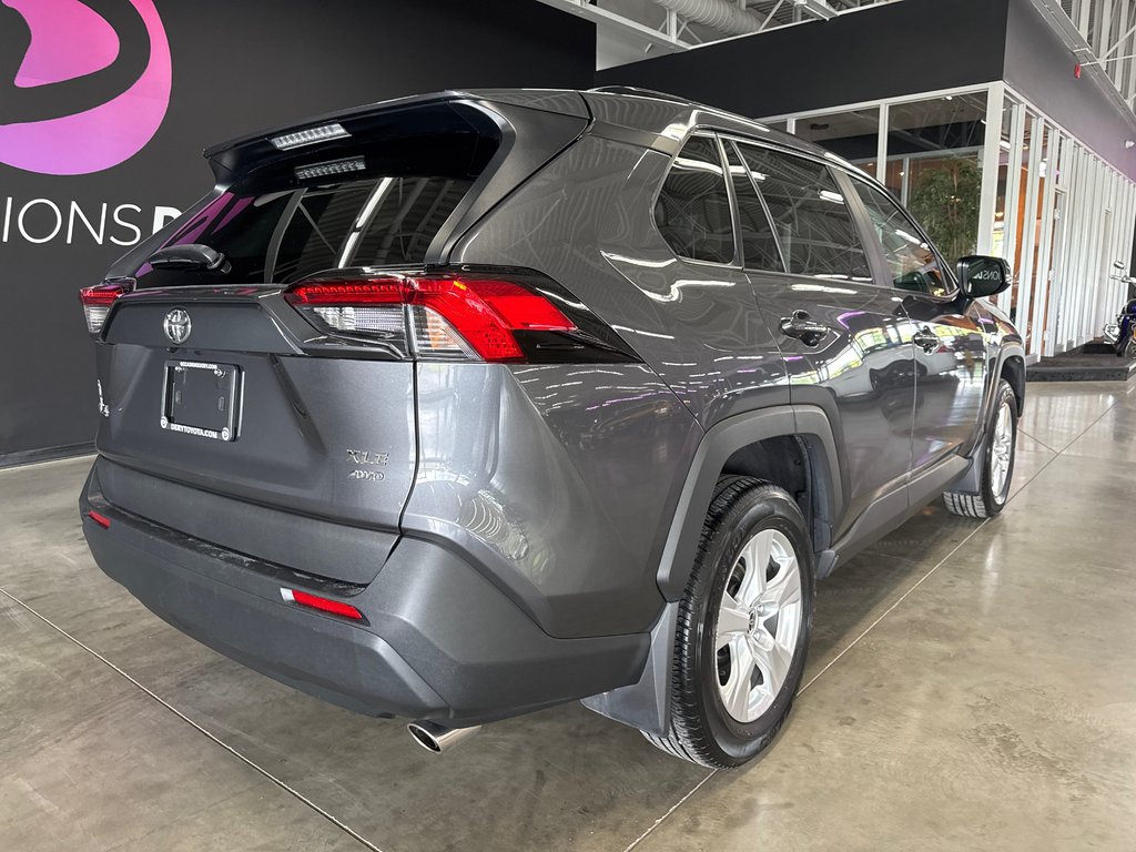 Toyota RAV4 XLE 2021 à Saint-Jean-Sur-Richelieu, Québec - 5 - w1024h768px