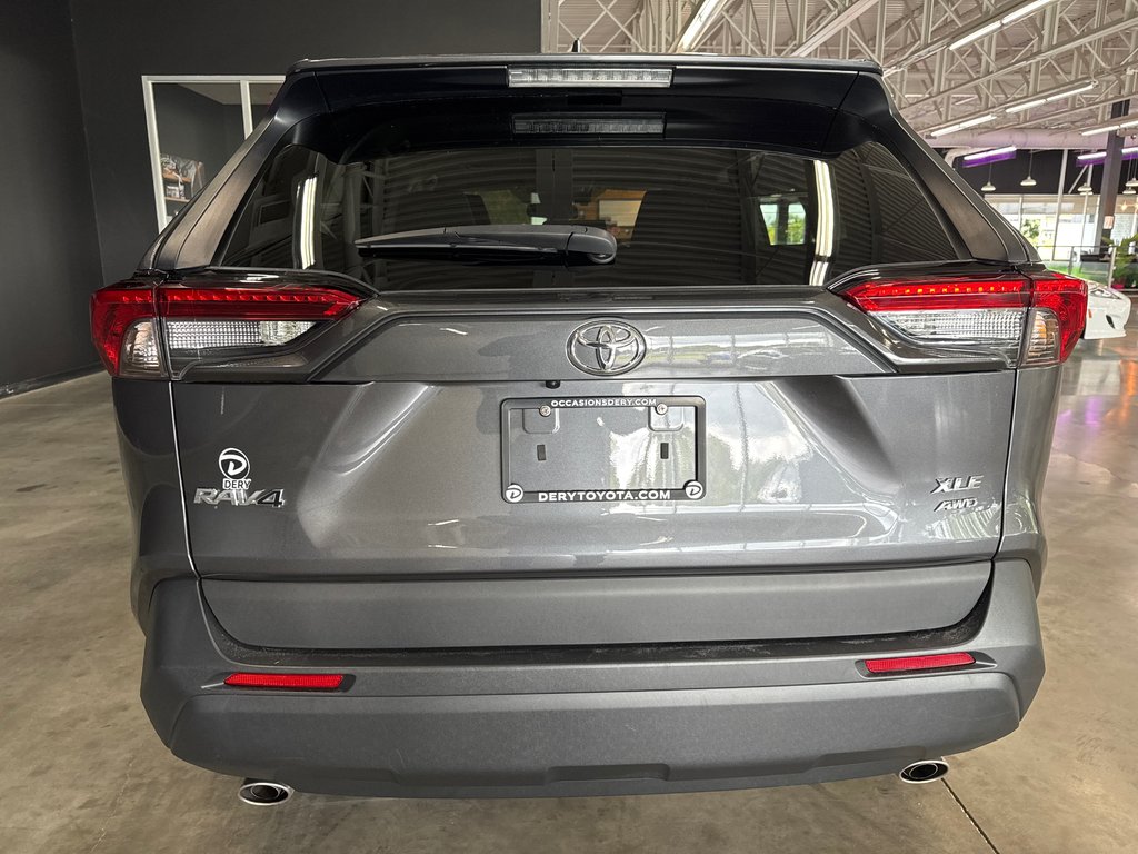 Toyota RAV4 XLE 2021 à Saint-Jean-Sur-Richelieu, Québec - 6 - w1024h768px