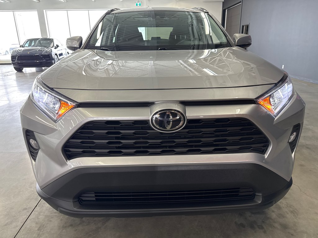 2021 Toyota RAV4 XLE in Saint-Jean-Sur-Richelieu, Quebec - 3 - w1024h768px