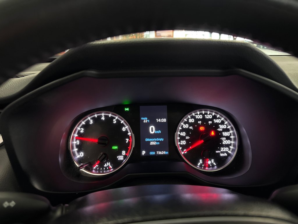 2021 Toyota RAV4 XLE in Saint-Jean-Sur-Richelieu, Quebec - 18 - w1024h768px