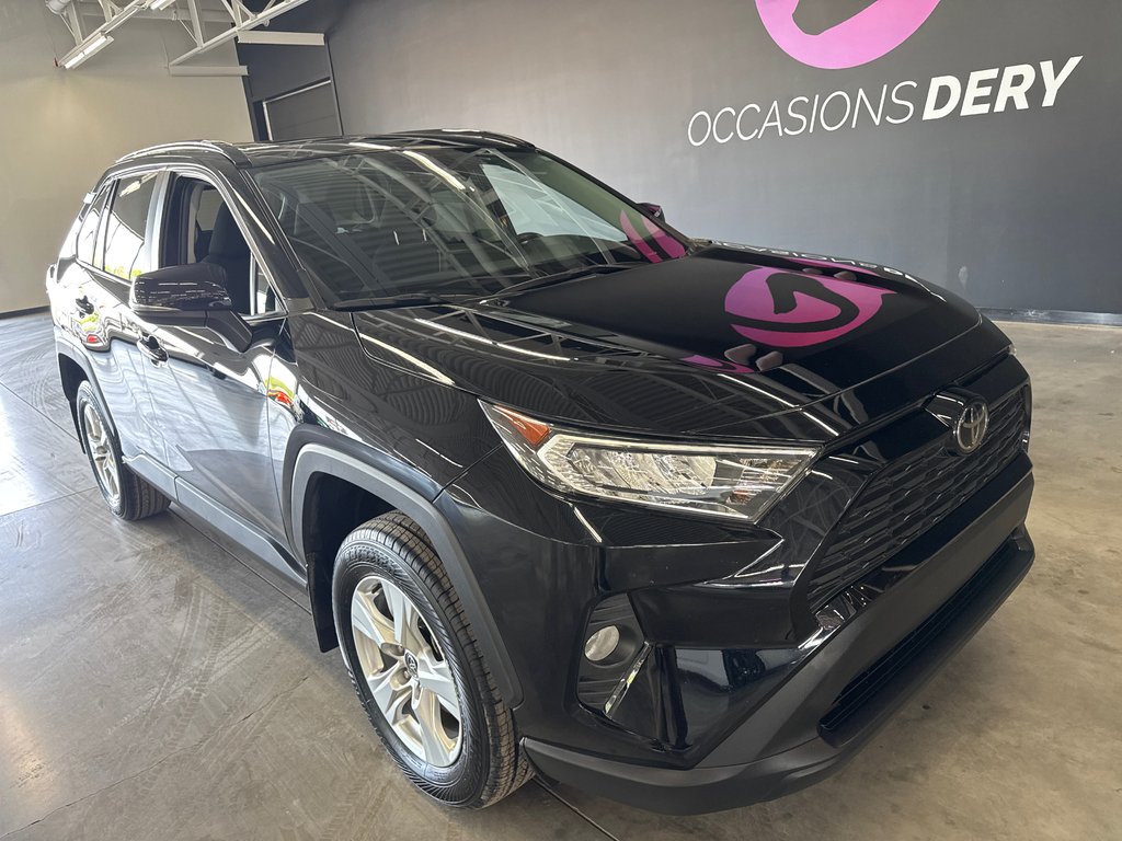 2021 Toyota RAV4 XLE in Saint-Jean-Sur-Richelieu, Quebec - 2 - w1024h768px