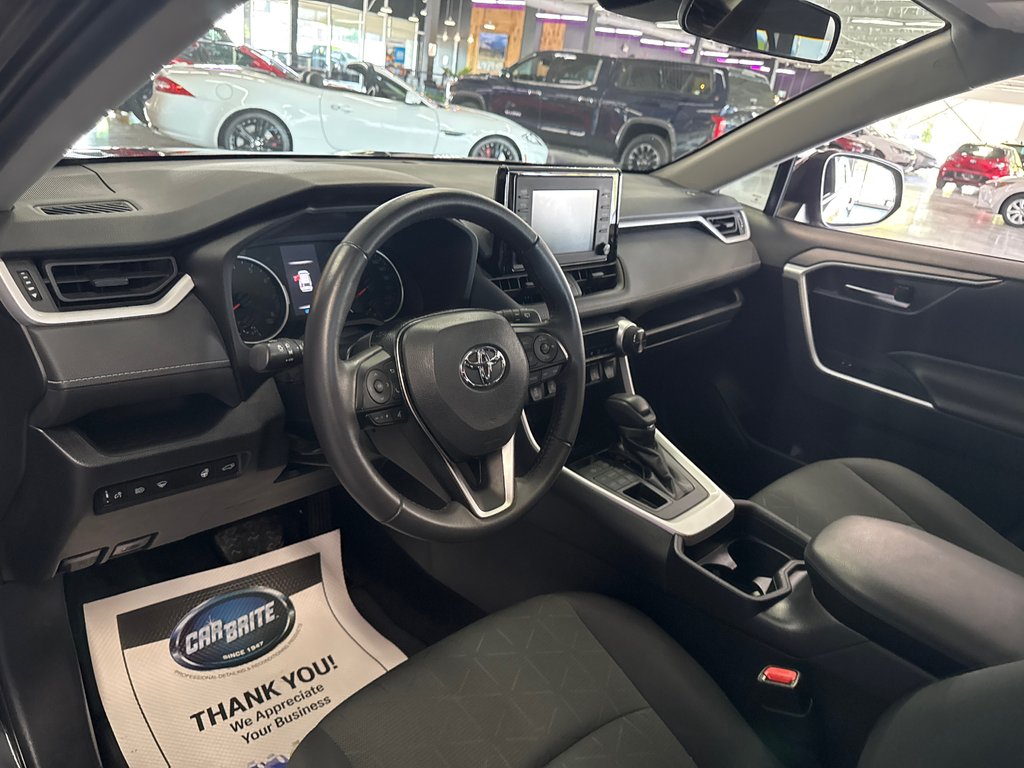2021 Toyota RAV4 XLE in Saint-Jean-Sur-Richelieu, Quebec - 12 - w1024h768px