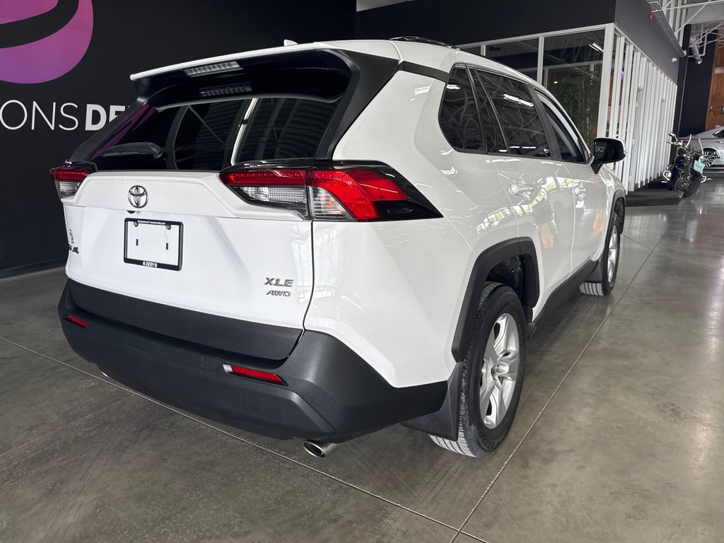 Toyota RAV4 XLE 2021 à Saint-Jean-Sur-Richelieu, Québec - 6 - w1024h768px