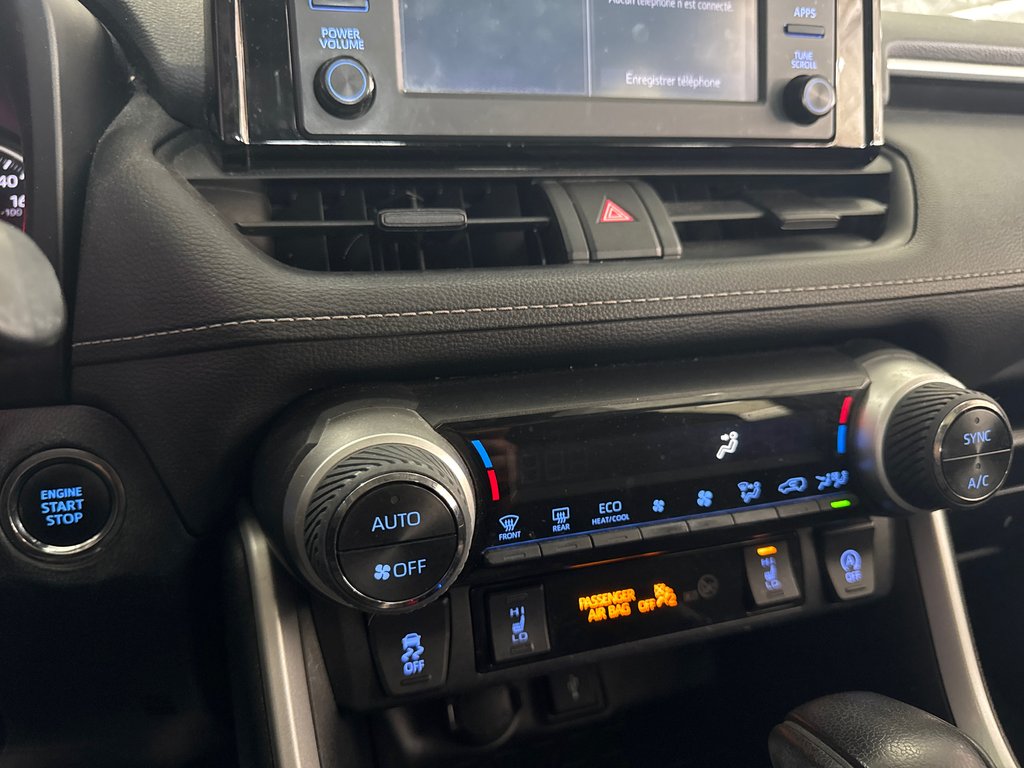 Toyota RAV4 XLE 2021 à Saint-Jean-Sur-Richelieu, Québec - 19 - w1024h768px