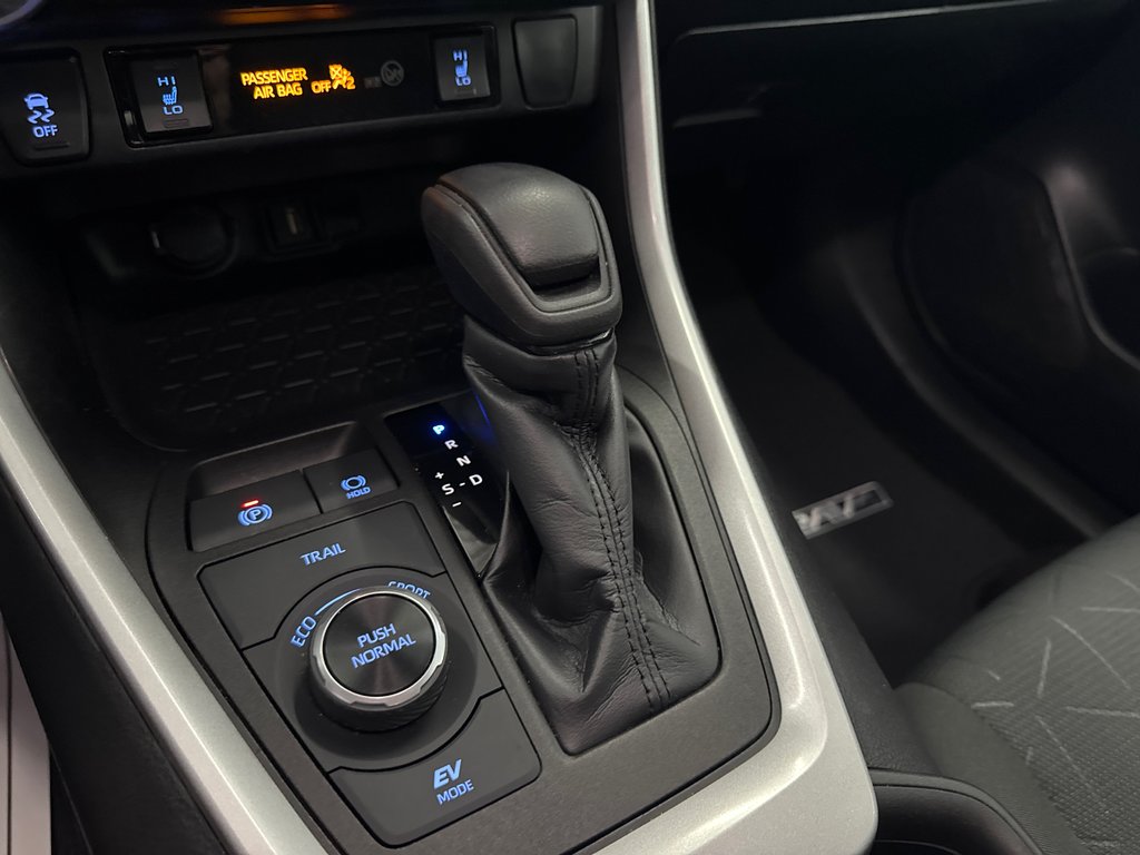 2022 Toyota RAV4 Hybrid XLE in Saint-Jean-Sur-Richelieu, Quebec - 21 - w1024h768px