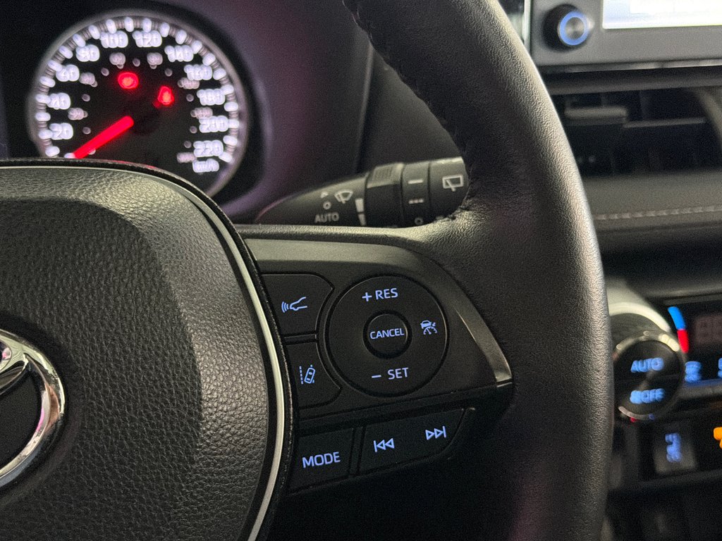 Toyota RAV4 XLE 2022 à Saint-Jean-Sur-Richelieu, Québec - 27 - w1024h768px
