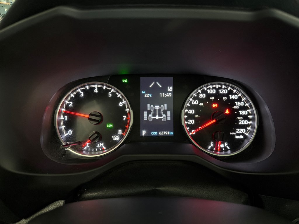 Toyota RAV4 XLE 2022 à Saint-Jean-Sur-Richelieu, Québec - 23 - w1024h768px