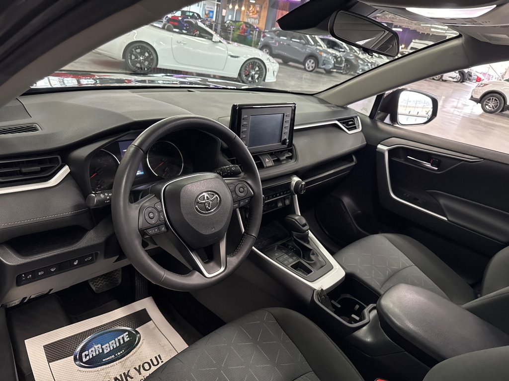 2022 Toyota RAV4 XLE in Saint-Jean-Sur-Richelieu, Quebec - 12 - w1024h768px