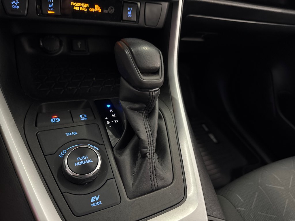 2022 Toyota RAV4 Hybrid LE in Saint-Jean-Sur-Richelieu, Quebec - 20 - w1024h768px
