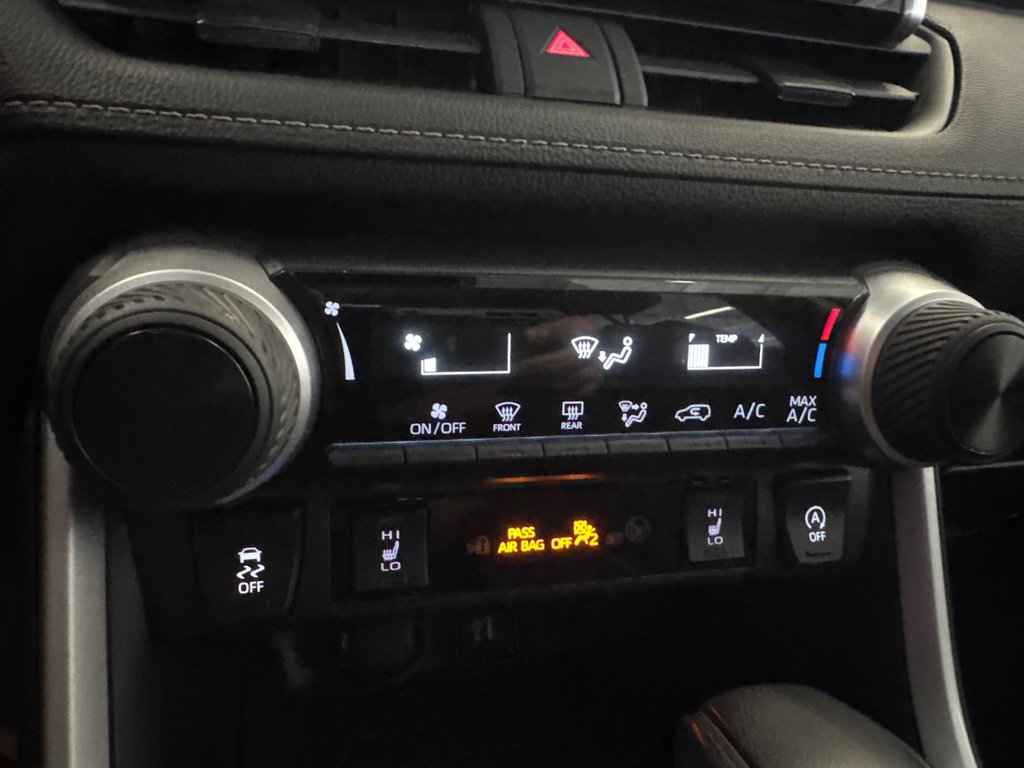 Toyota RAV4 LE 2023 à Saint-Jean-Sur-Richelieu, Québec - 14 - w1024h768px