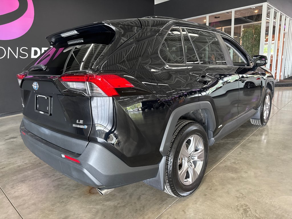 2023 Toyota RAV4 LE in Saint-Jean-Sur-Richelieu, Quebec - 5 - w1024h768px
