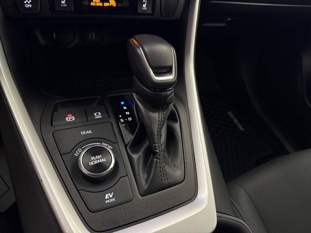 Toyota RAV4 Hybrid SE 2023 à Saint-Jean-Sur-Richelieu, Québec - 19 - w1024h768px