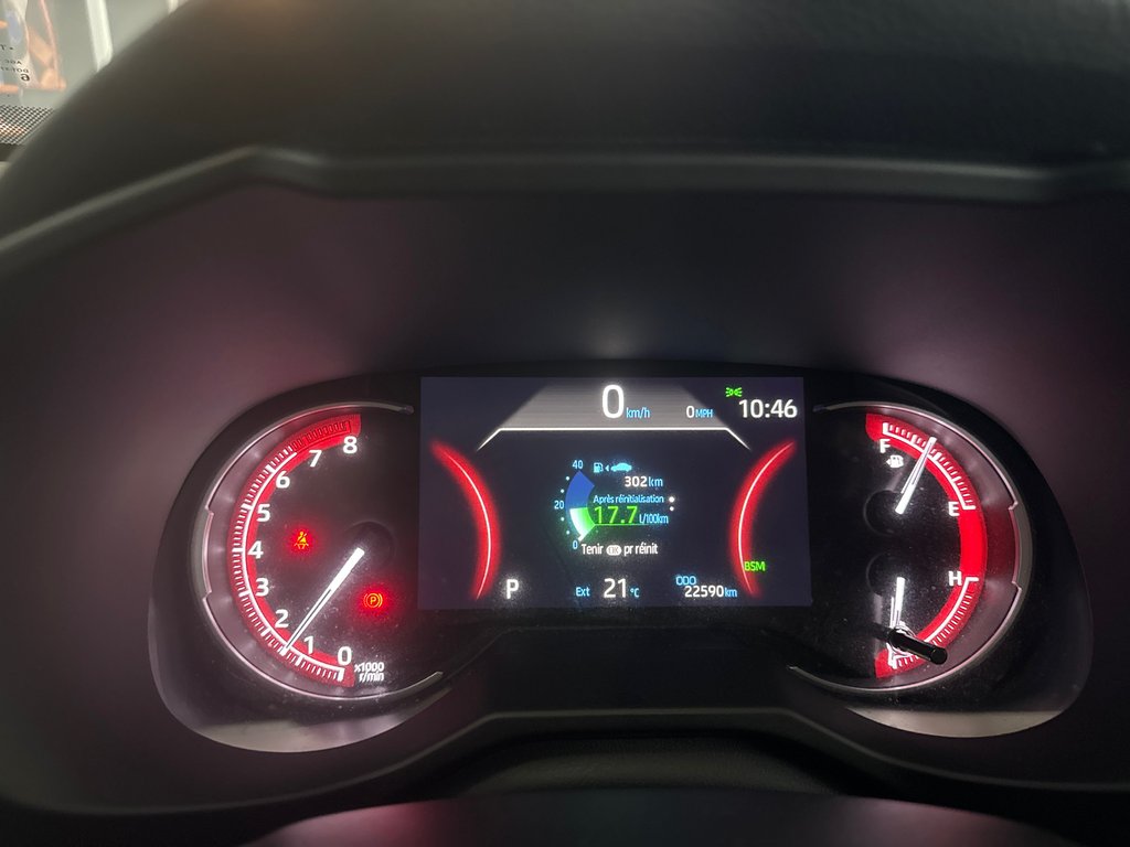 2023 Toyota RAV4 LE in Saint-Jean-Sur-Richelieu, Quebec - 15 - w1024h768px