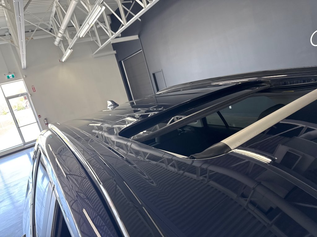 2023 Toyota RAV4 Hybrid XLE in Saint-Jean-Sur-Richelieu, Quebec - 4 - w1024h768px
