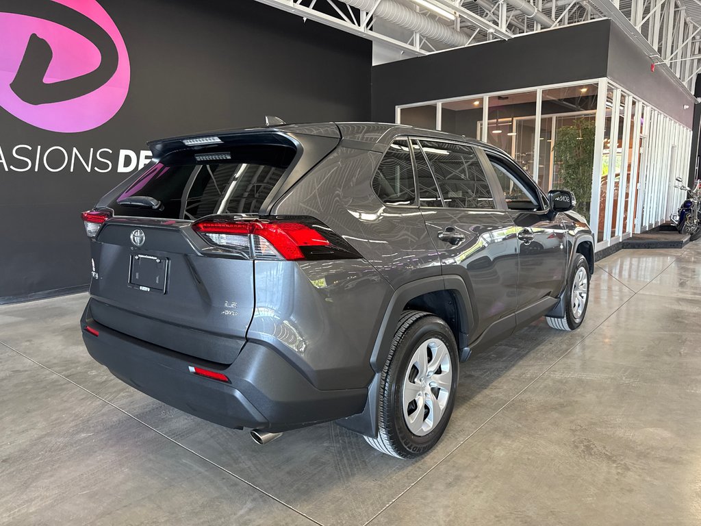 2023 Toyota RAV4 LE in Saint-Jean-Sur-Richelieu, Quebec - 4 - w1024h768px