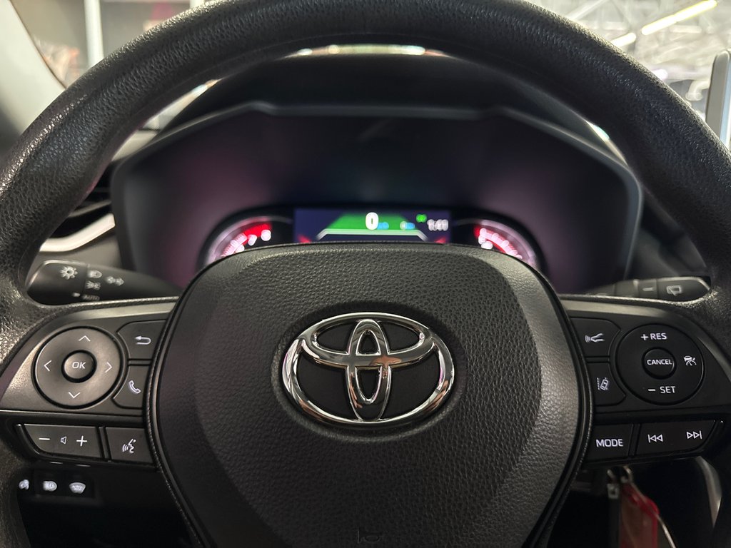 2023 Toyota RAV4 LE in Saint-Jean-Sur-Richelieu, Quebec - 15 - w1024h768px