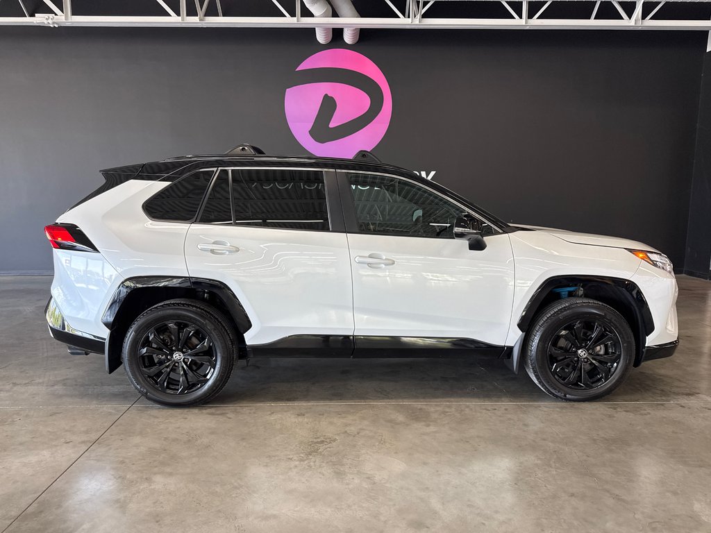 2024 Toyota RAV4 Hybrid XSE in Saint-Jean-Sur-Richelieu, Quebec - 1 - w1024h768px