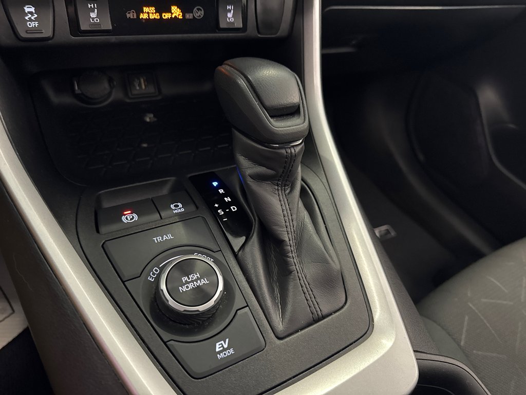 2024 Toyota RAV4 Hybrid XLE in Saint-Jean-Sur-Richelieu, Quebec - 21 - w1024h768px