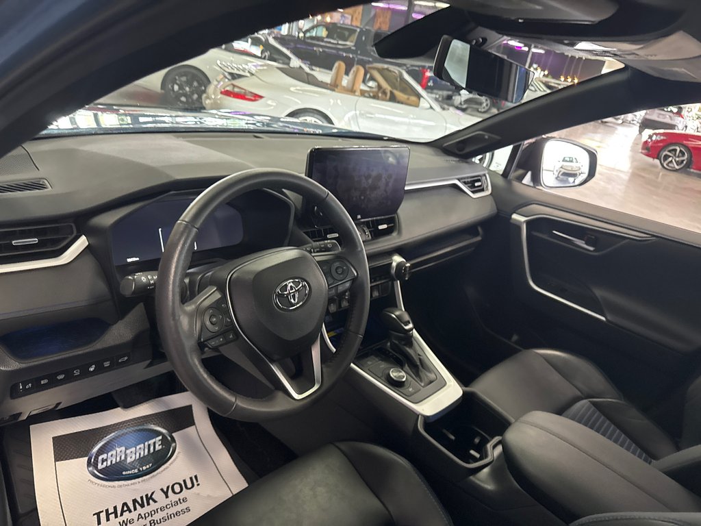 2024 Toyota RAV4 Hybrid XSE in Saint-Jean-Sur-Richelieu, Quebec - 15 - w1024h768px